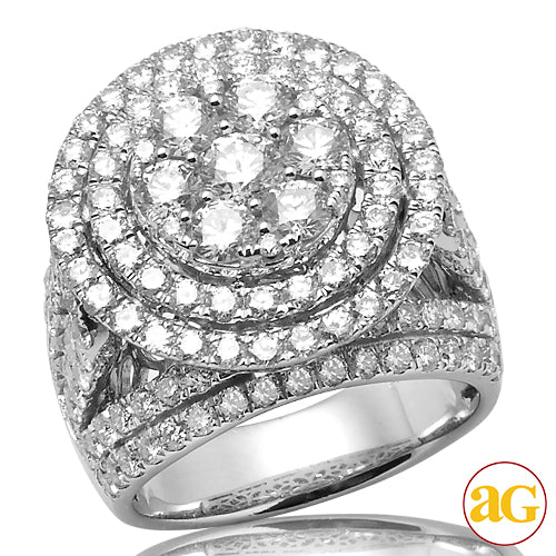 14KW 5.00CTW DIAMOND ROUND CLUSTER RING WITH